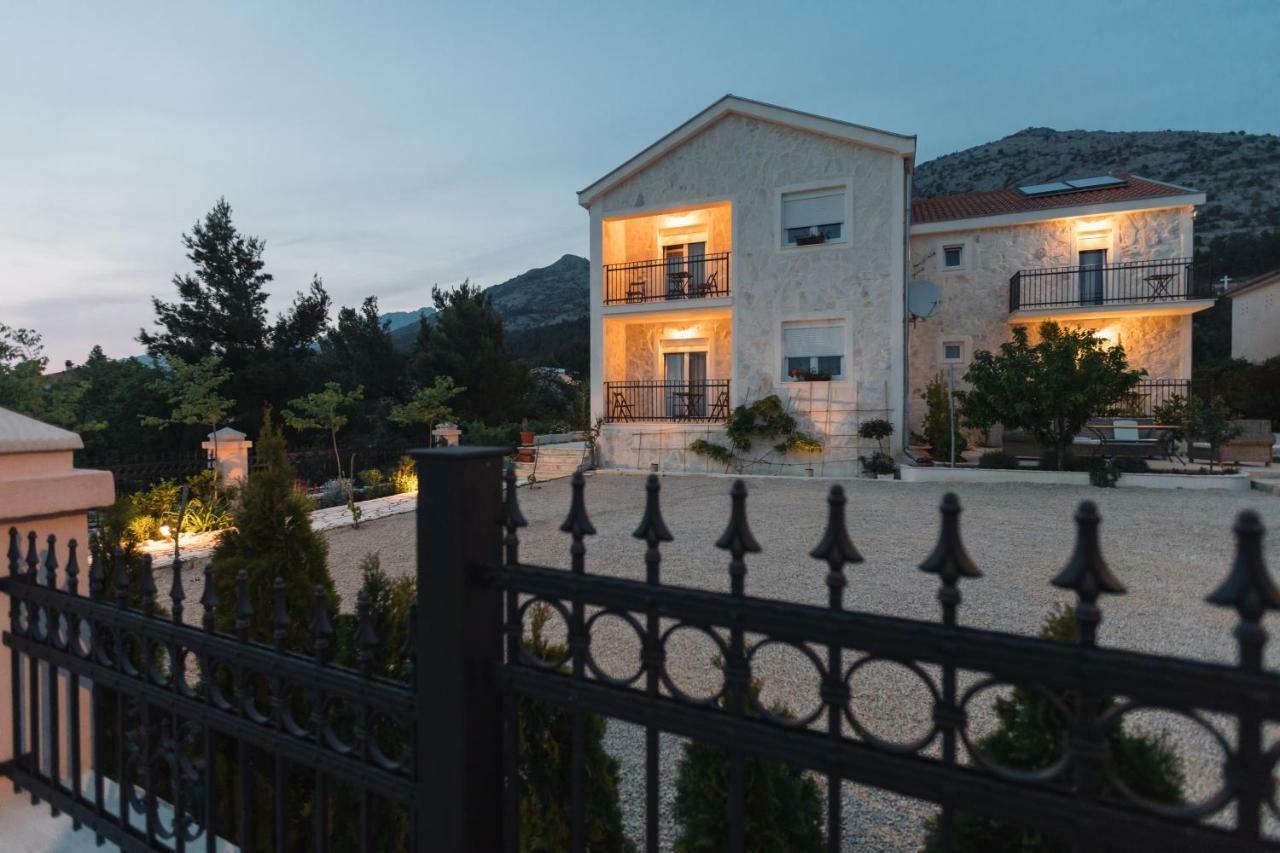 Hedon-Stone Apartamento Starigrad Paklenica Exterior foto