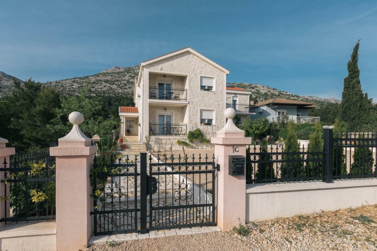 Hedon-Stone Apartamento Starigrad Paklenica Exterior foto