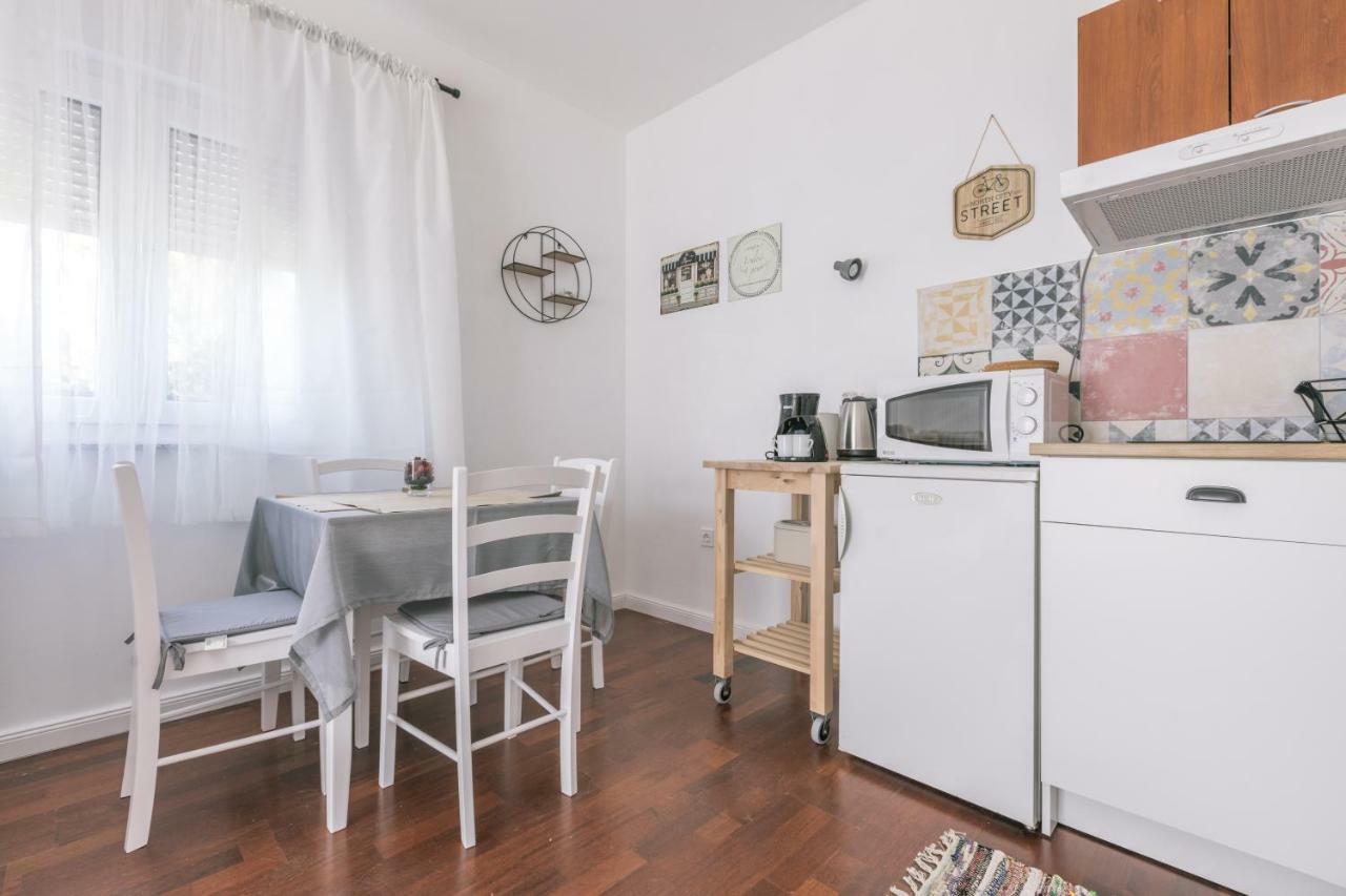 Hedon-Stone Apartamento Starigrad Paklenica Exterior foto