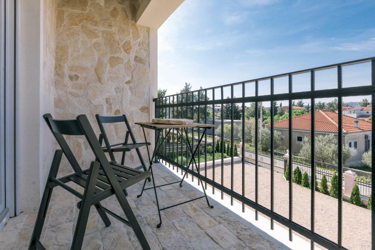 Hedon-Stone Apartamento Starigrad Paklenica Exterior foto