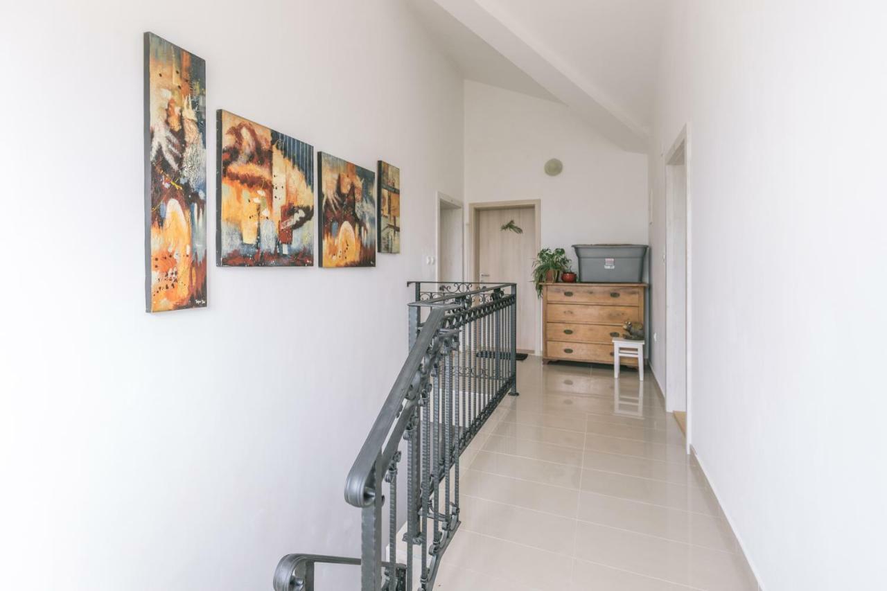 Hedon-Stone Apartamento Starigrad Paklenica Exterior foto